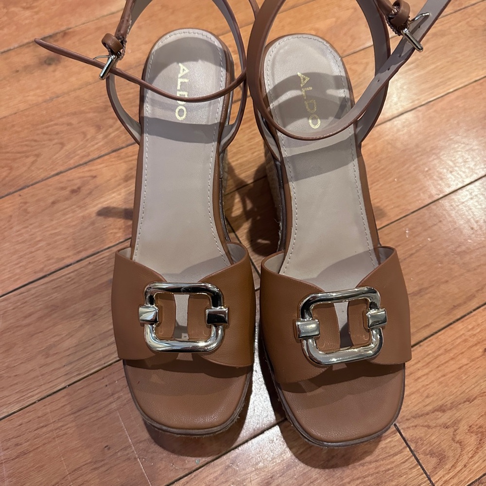 Aldo Camel Brown Tan Buckle Carrabriria Sandals